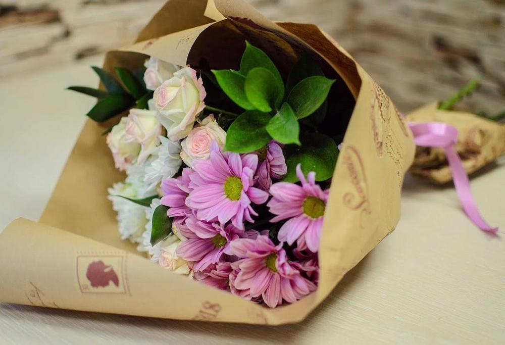 Букет цветов из: Розы и Хризантемы в Реутов