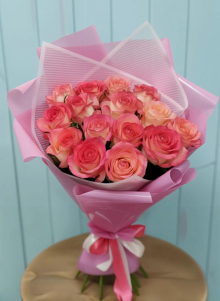 Букет 15 Розовых роз Равель в Реутов