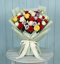 Букет цветов из:  Розы в Реутов