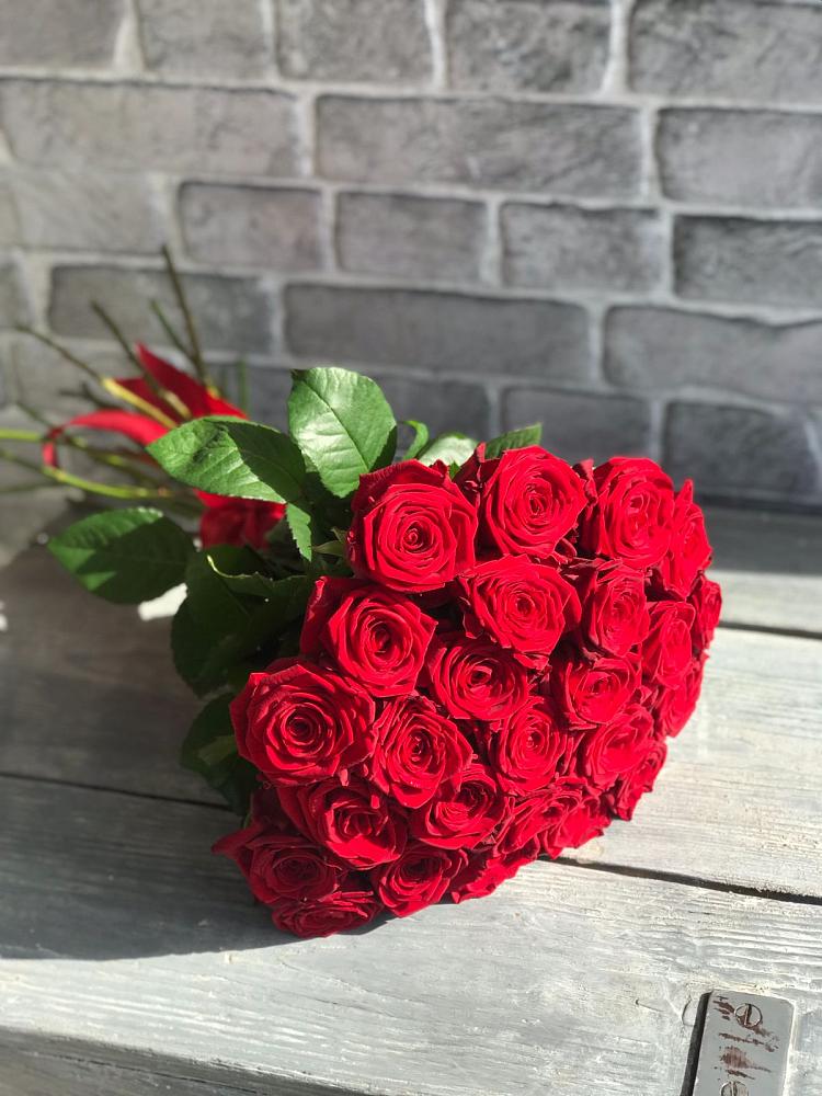 Букет Красные розы Фридом в Реутов