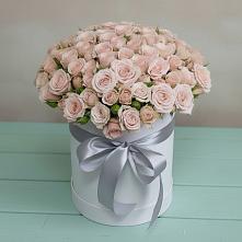 Цветочная композиция из Розы в шляпной коробке в Реутов