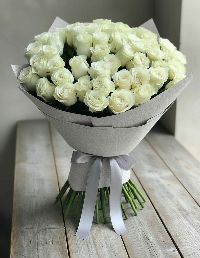 Букет 35 Белых роз в Реутов