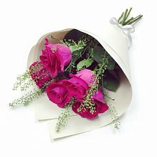 Букет цветов из:  Розы в Реутов