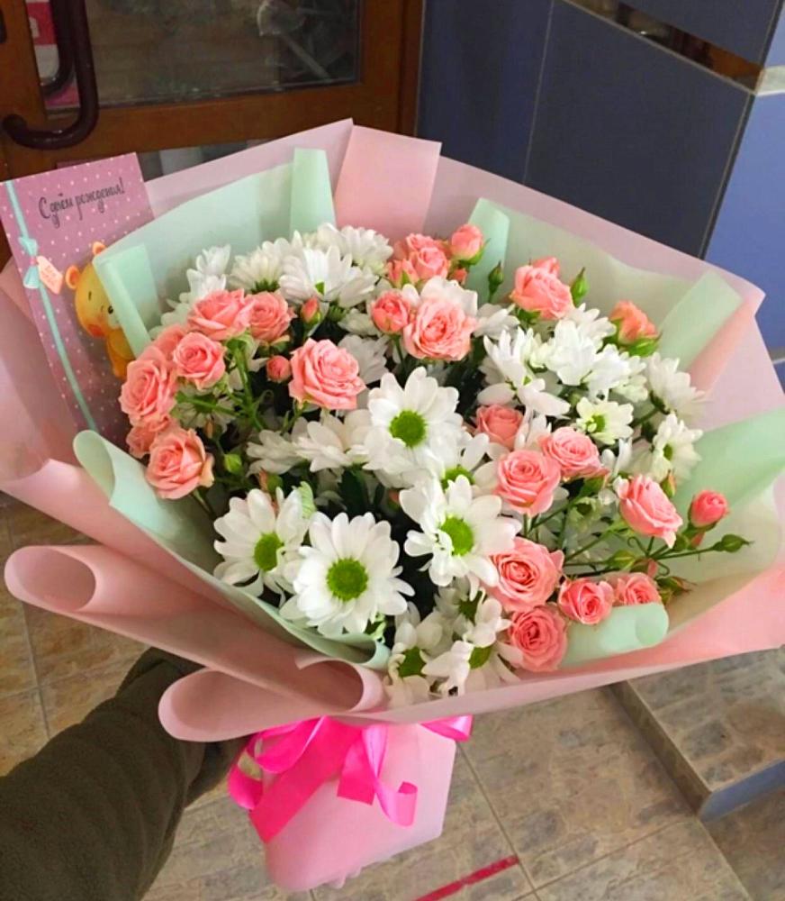 Букет цветов из: Розы и Хризантемы в Реутов