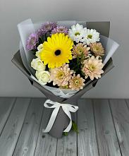 Букет цветов из:  Розы, Герберы и Хризантемы в Реутов