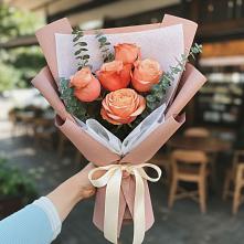 Букет цветов из:  Розы в Реутов