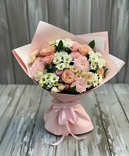 Букет цветов из:  Гвоздики, Розы и Хризантемы #REPLACE_PRED# Реутов