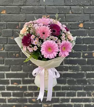 Букет цветов из:  Герберы и Хризантемы в Реутов