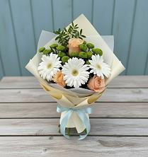 Букет цветов из:  Герберы, Розы и Хризантемы в Реутов