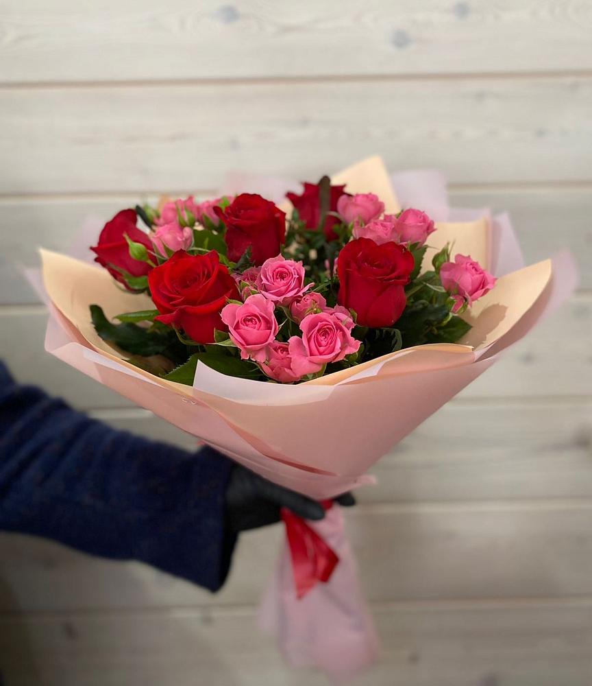 Букет цветов из: Розы в Реутов