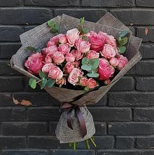 Букет цветов из:  Розы в Реутов