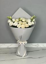 Букет цветов из:  Розы и Лизиантусы в Реутов